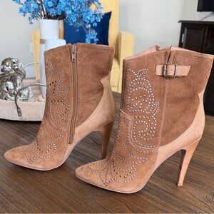 Aldo Jodetha Boots Suede Brown size 8